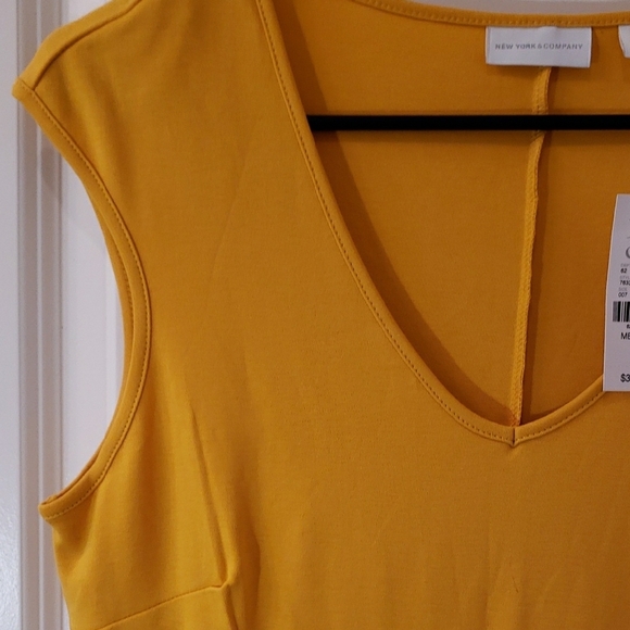 Yellow V-Neck Women's Dress - Picture 4 of 5